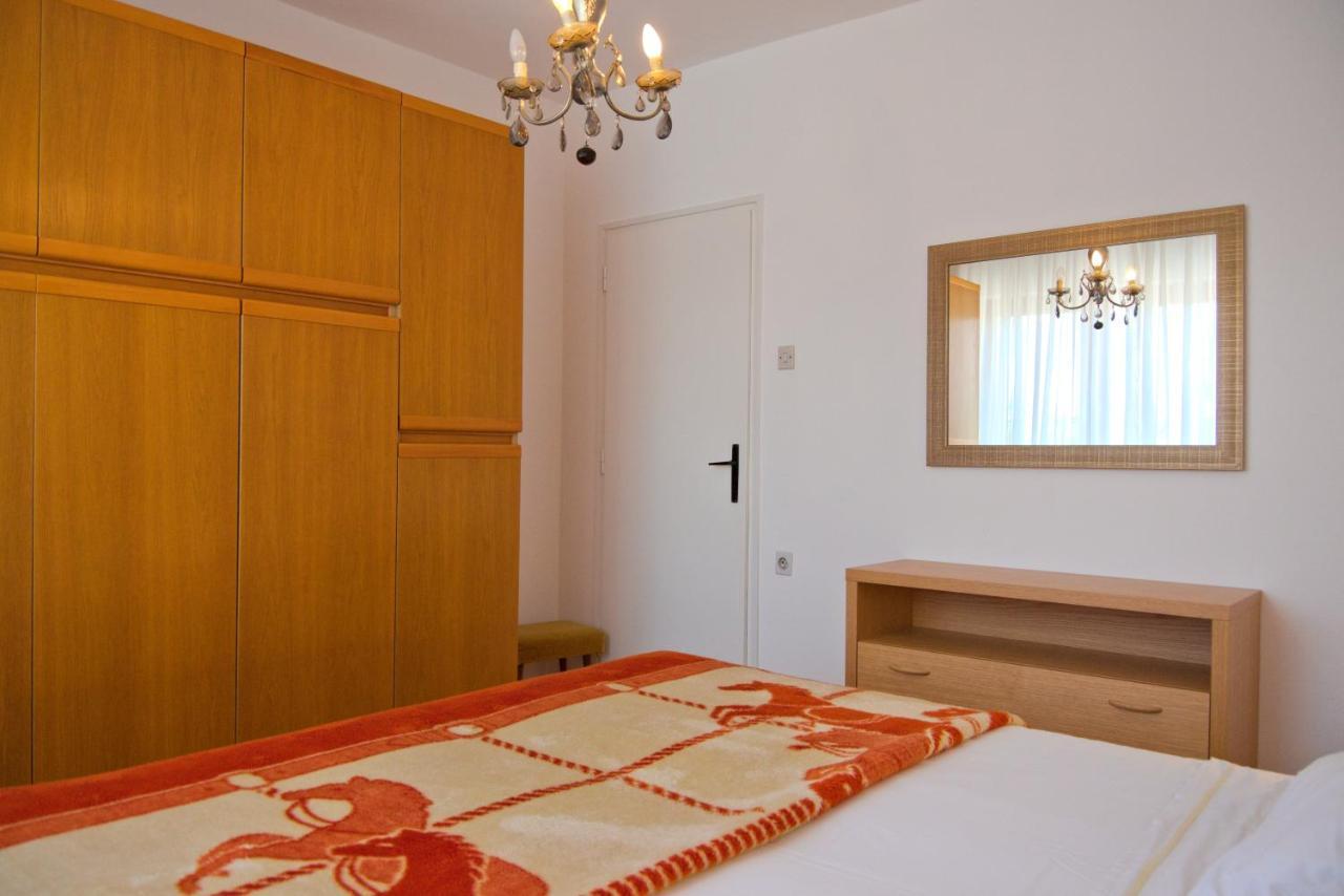 אומאג Apartments Vili מראה חיצוני תמונה