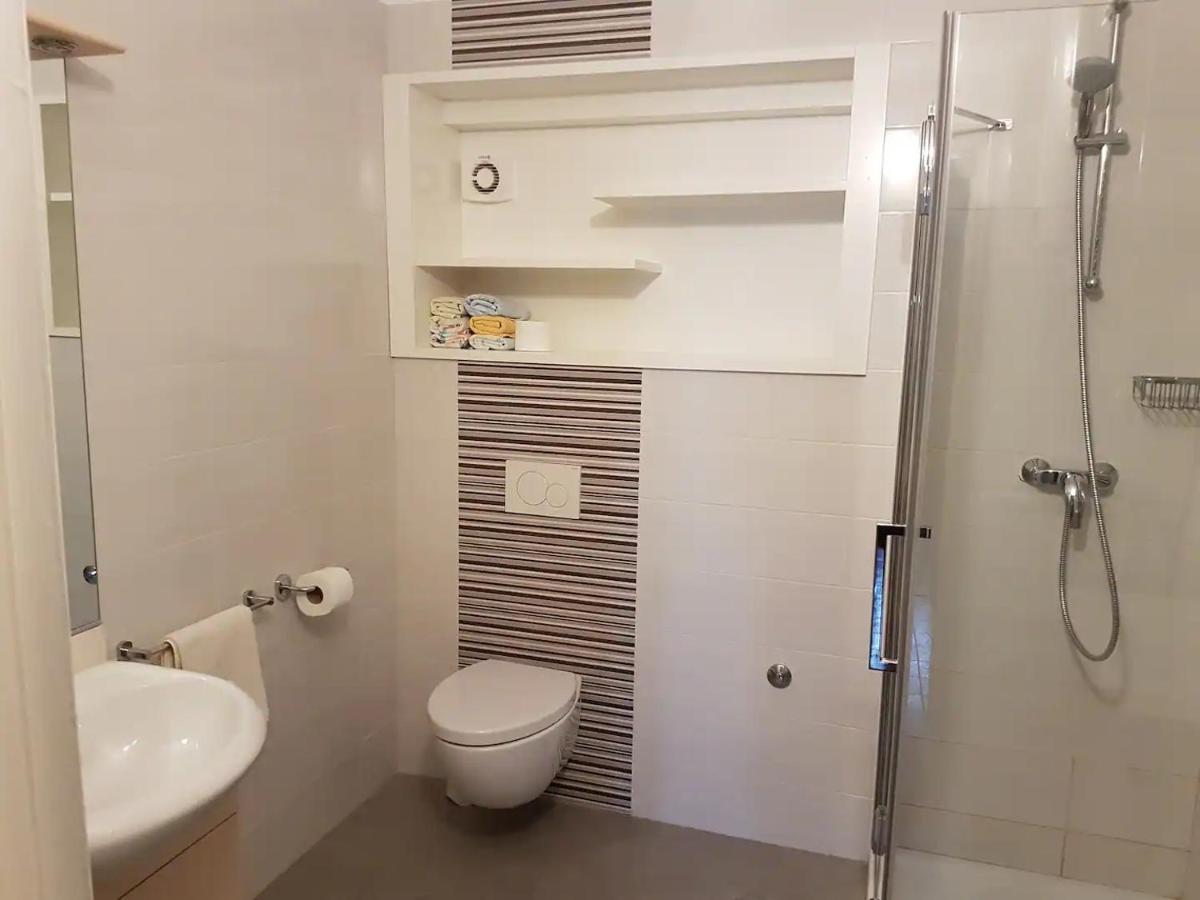 אומאג Apartments Vili מראה חיצוני תמונה