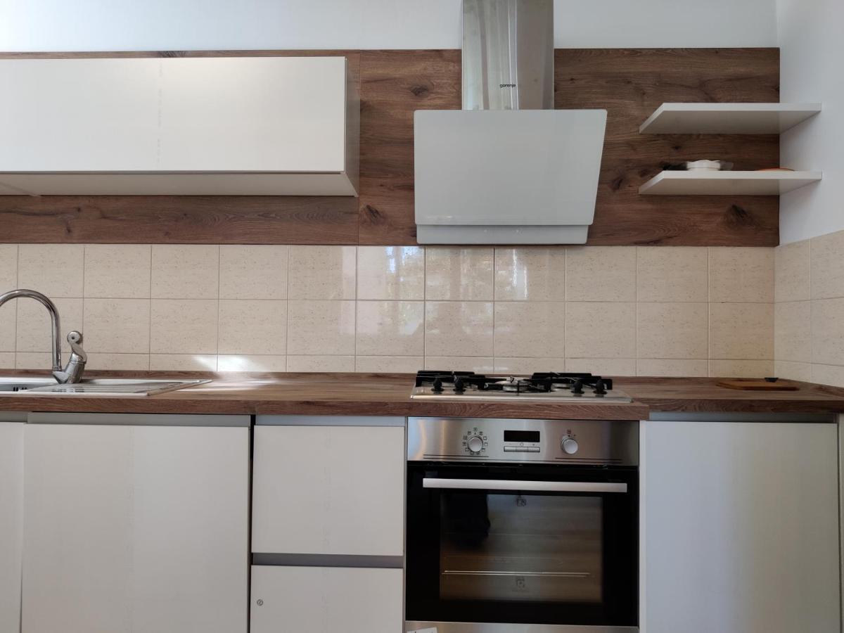 אומאג Apartments Vili מראה חיצוני תמונה