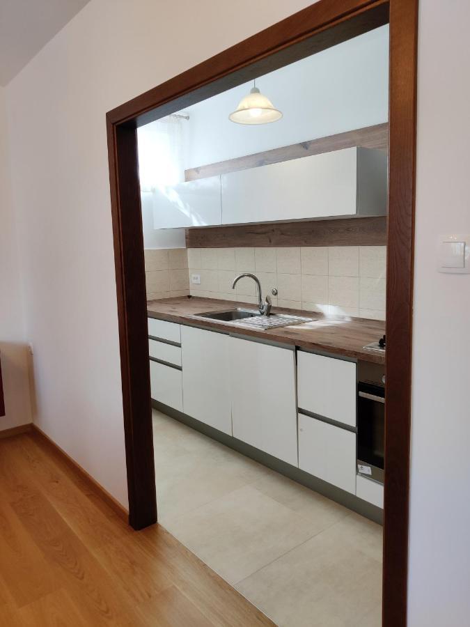 אומאג Apartments Vili מראה חיצוני תמונה